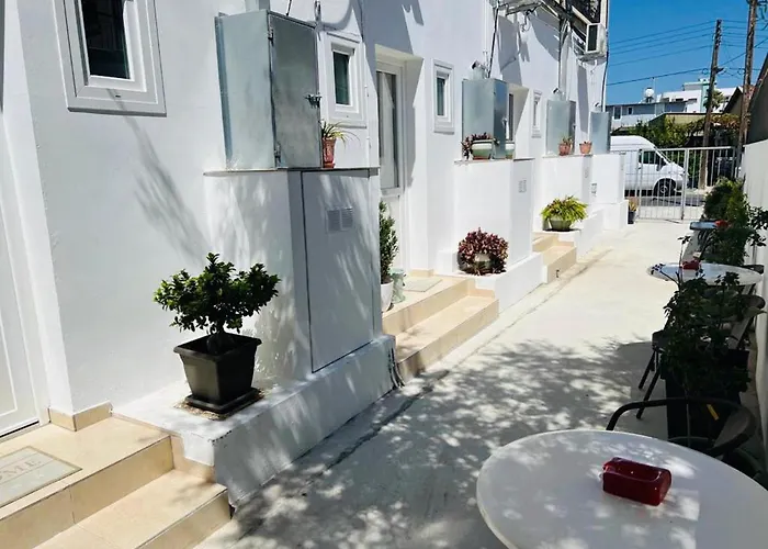 Appartement - - Sleeps 4 - Garden - Parking *